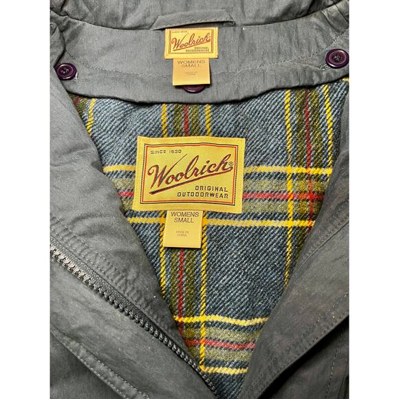Women's Vintage Woolrich Parka Coat Size Small - Picture 9 of 12